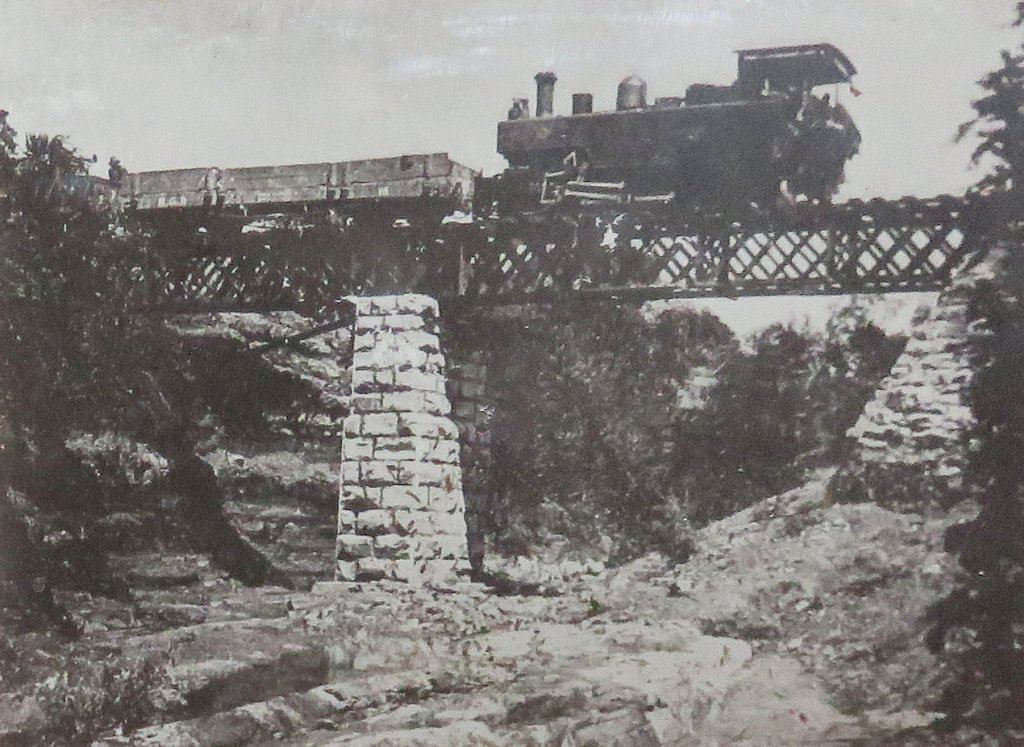 Weenen rail bridge old
